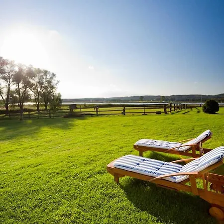 Ferienzimmer Und Mit See * Garftitz